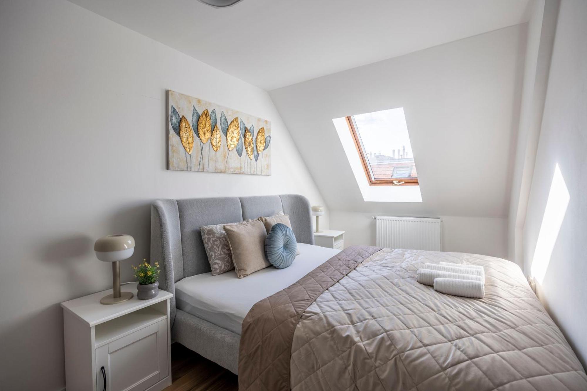 Exclusive & Central Duplex Residence By Prestige Homes Budapest Eksteriør billede